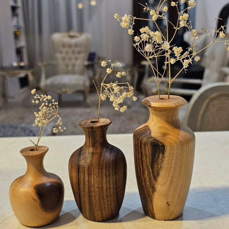 گلدان مینیمال و مینیاتوری چوب گردو مجموعه ُه عددی